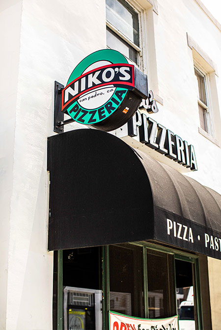 Mitones Camion pesado Manual Niko's Pizzeria | Italian Bar Restaurant | Catering San Pedro CA
