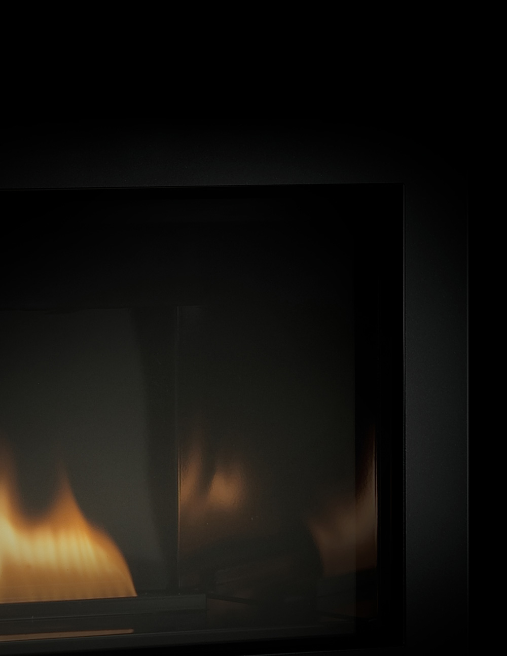 7658 California Mantel & Fireplace