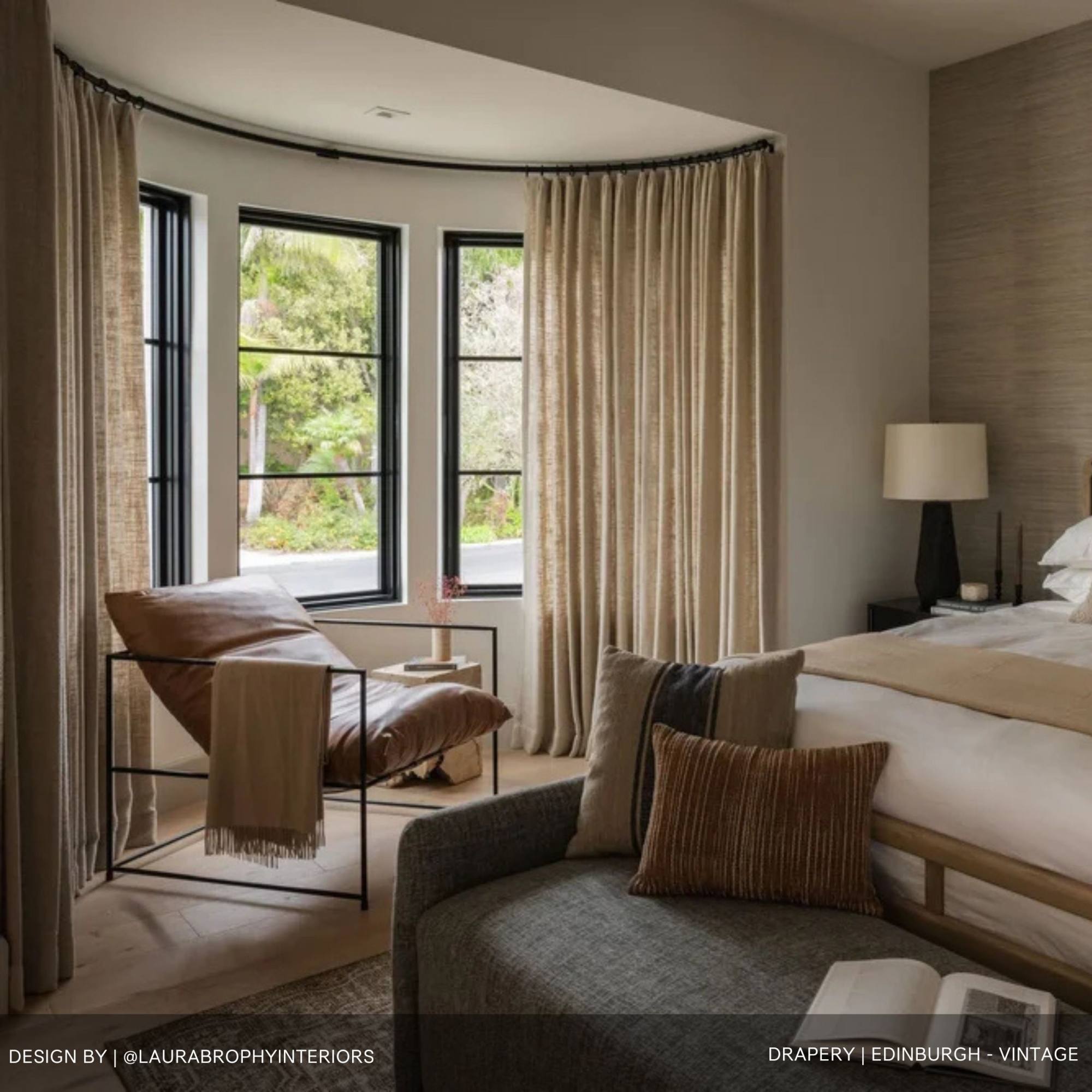Edinburgh - Vintage curved Drapery