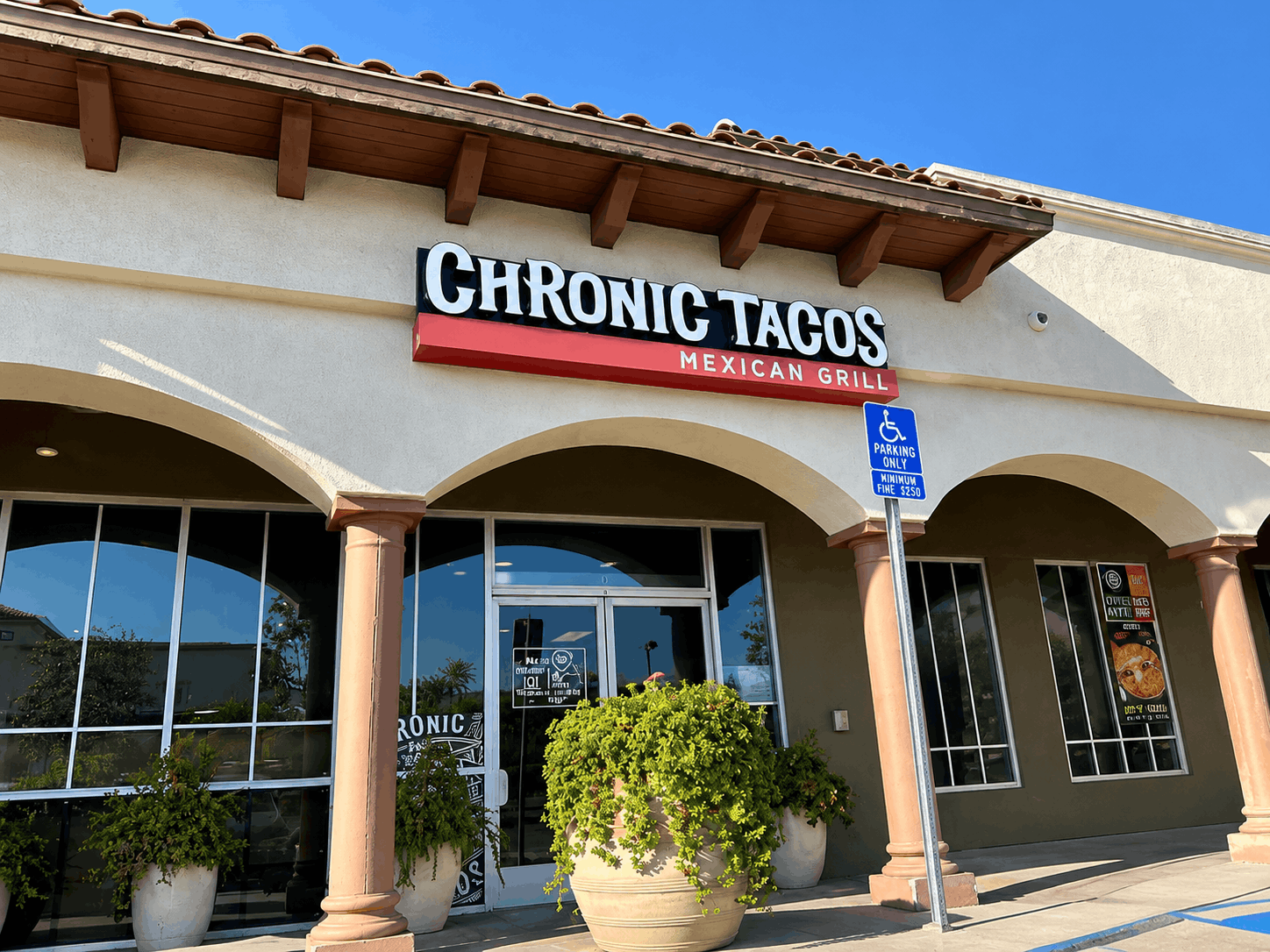 Corona chronic tacos shop