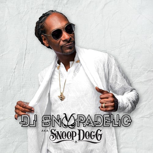 DJ Snoopadelic AKA Snoop Dogg
