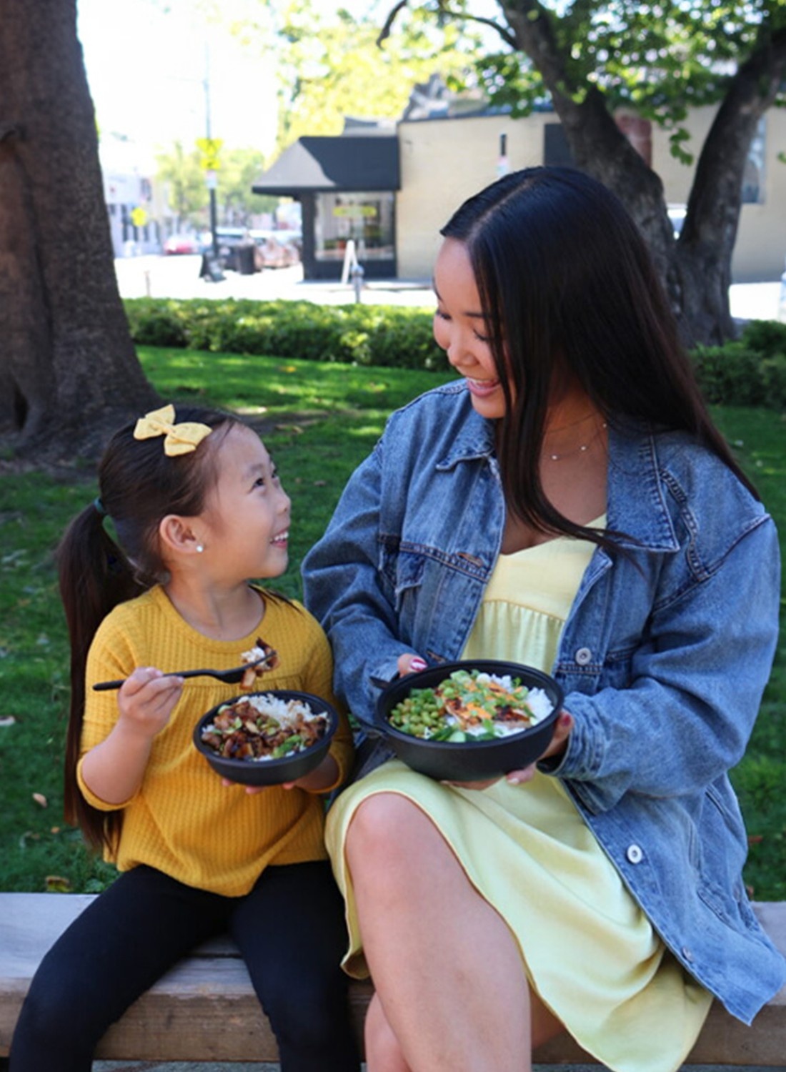 KIDS EAT FREE KIDS EAT FREE